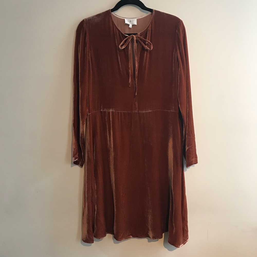 Lou & Grey 100% silk velvet dress